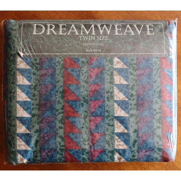 Dream Weave Other - VTG Dream Weave Twin Sheet Set Cotton-Poly Quilt Looking Pattern Made In USA